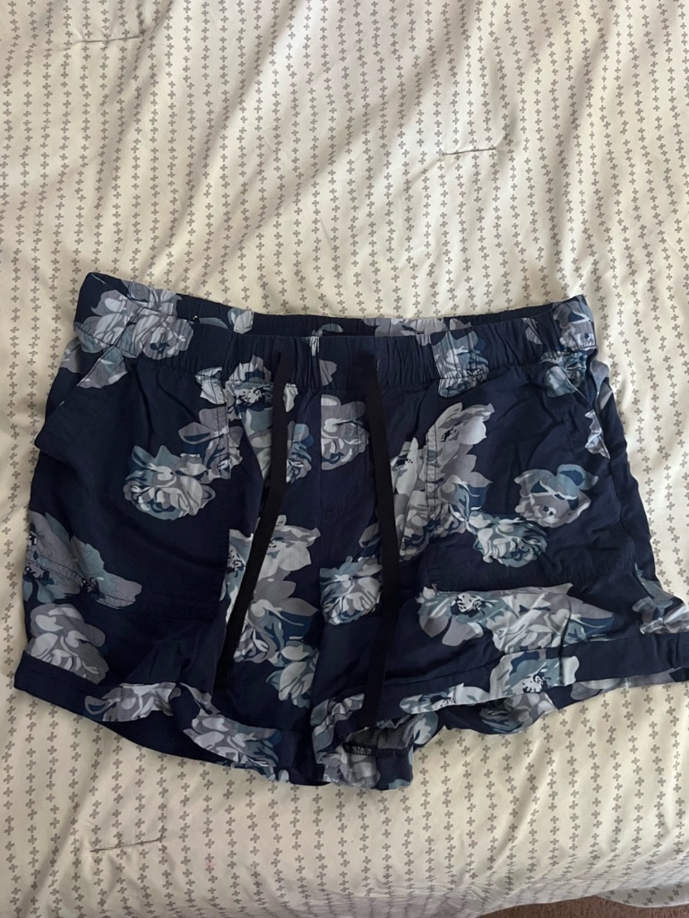GAP Navy Blue Floral Athletic Lounge Shorts